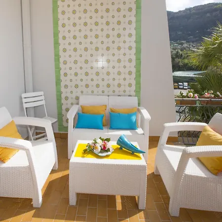 Apartmán Apartment In Sorrento With Jacuzzi Garden Sorrento