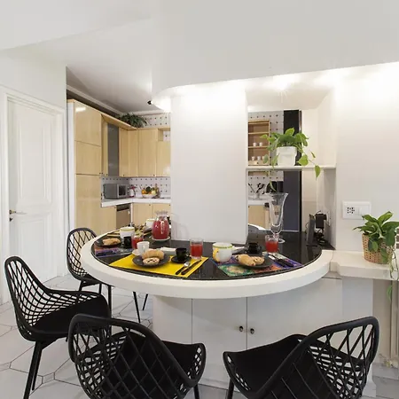 Apartment In Sorrento With Jacuzzi Garden